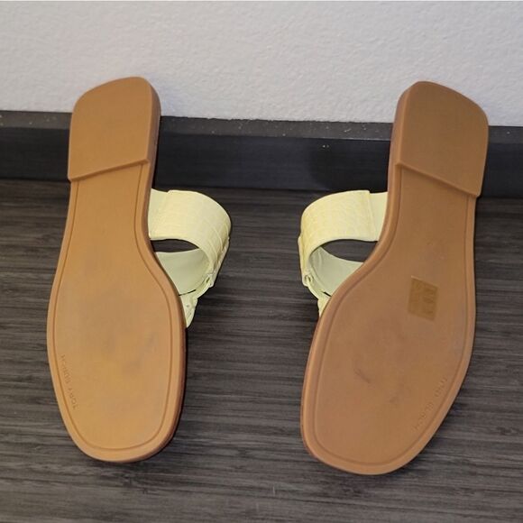 🆕️🩴Tory Burch Georgia Thong Sandals, Sz 9.5 - Pastel Yellow - Picture 7 of 7